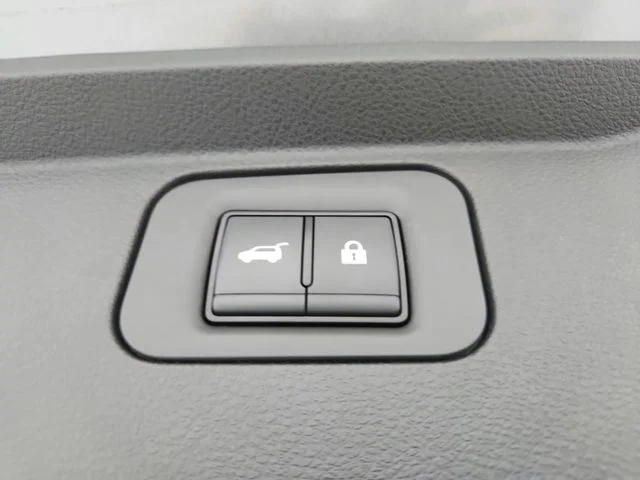 Used 2025  INFINITI SENSORY image 61