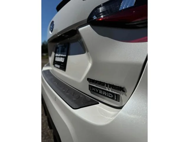 New 2026 CRYSTAL WHITE PEARL Subaru Limited Hybrid image 11