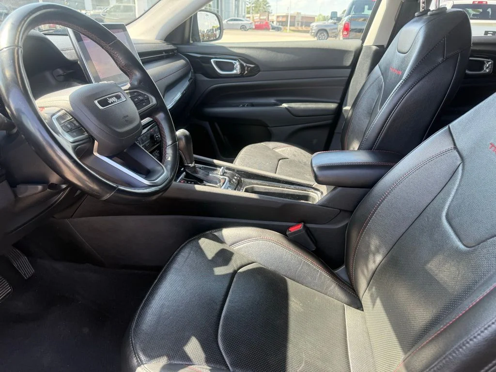 Used 2022 Black Jeep Trailhawk image 9