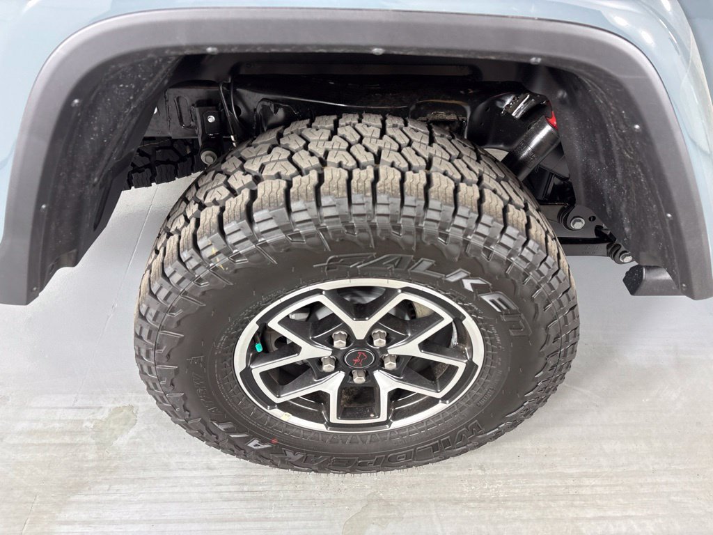 New 2026 Anvil Clear-Coat Exterior Paint Jeep Rubicon X image 10