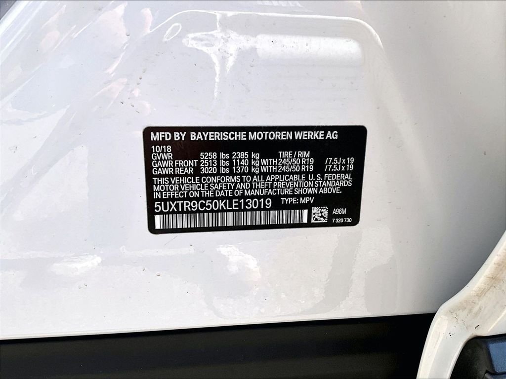Used 2019 White BMW xDrive30i image 26