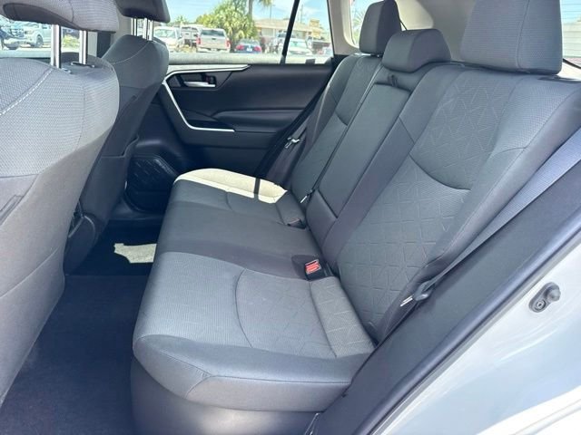 2023 Toyota RAV4 XLE - Photo 12