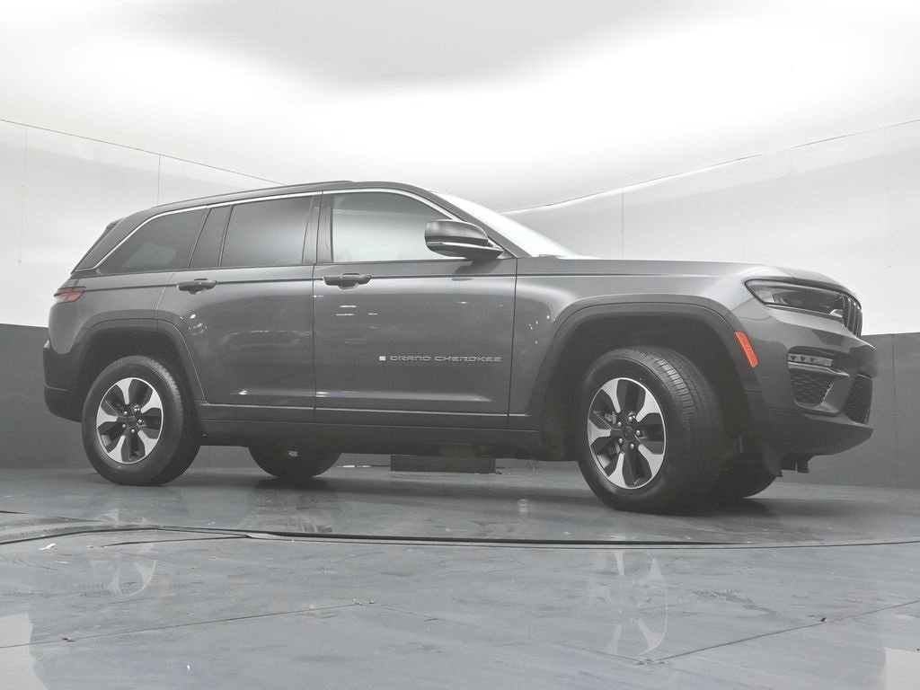 2022 JEEP GRAND CHEROKEE - Image 38