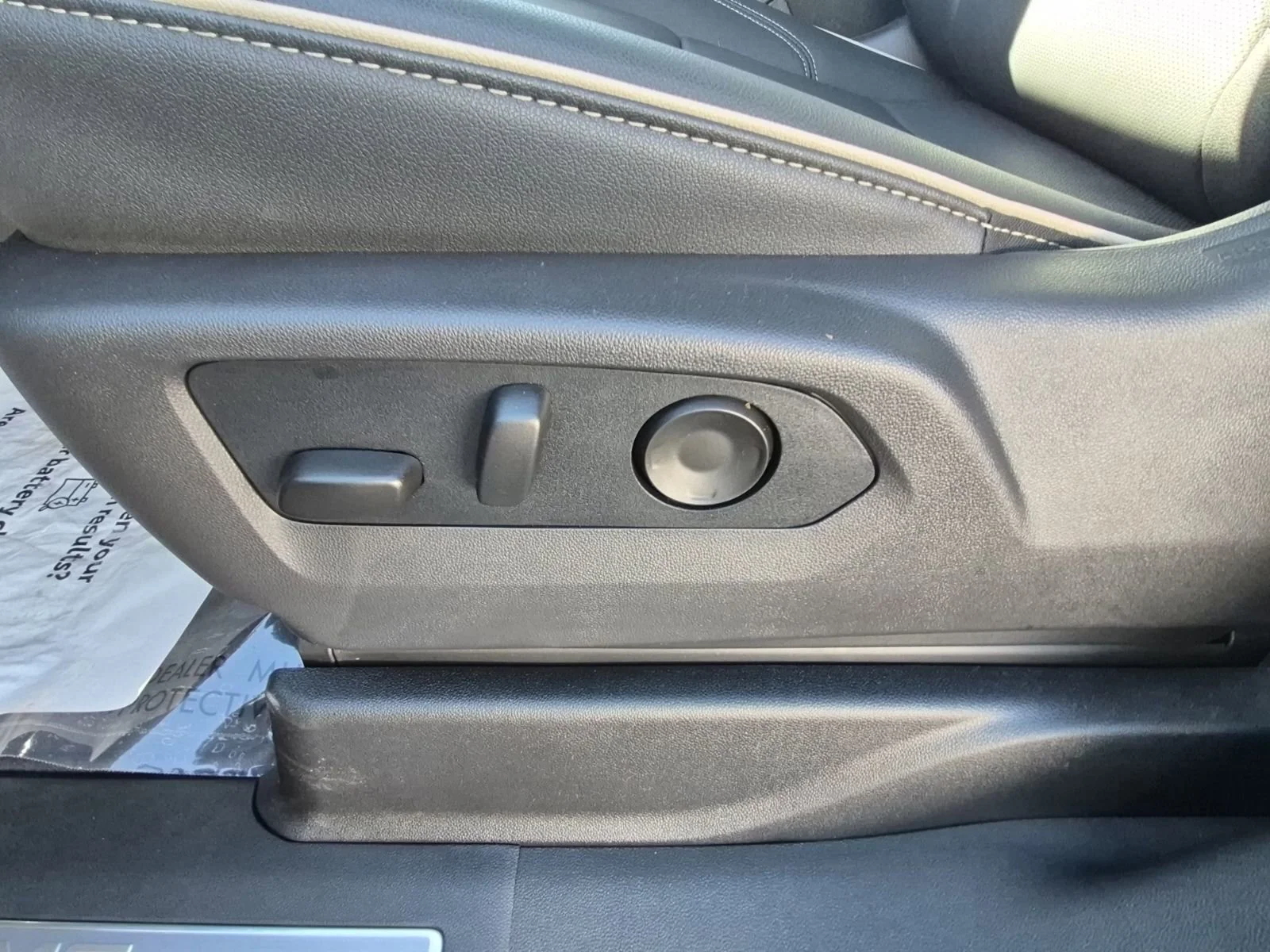 2026 GMC Yukon XL Elevation - Photo 12