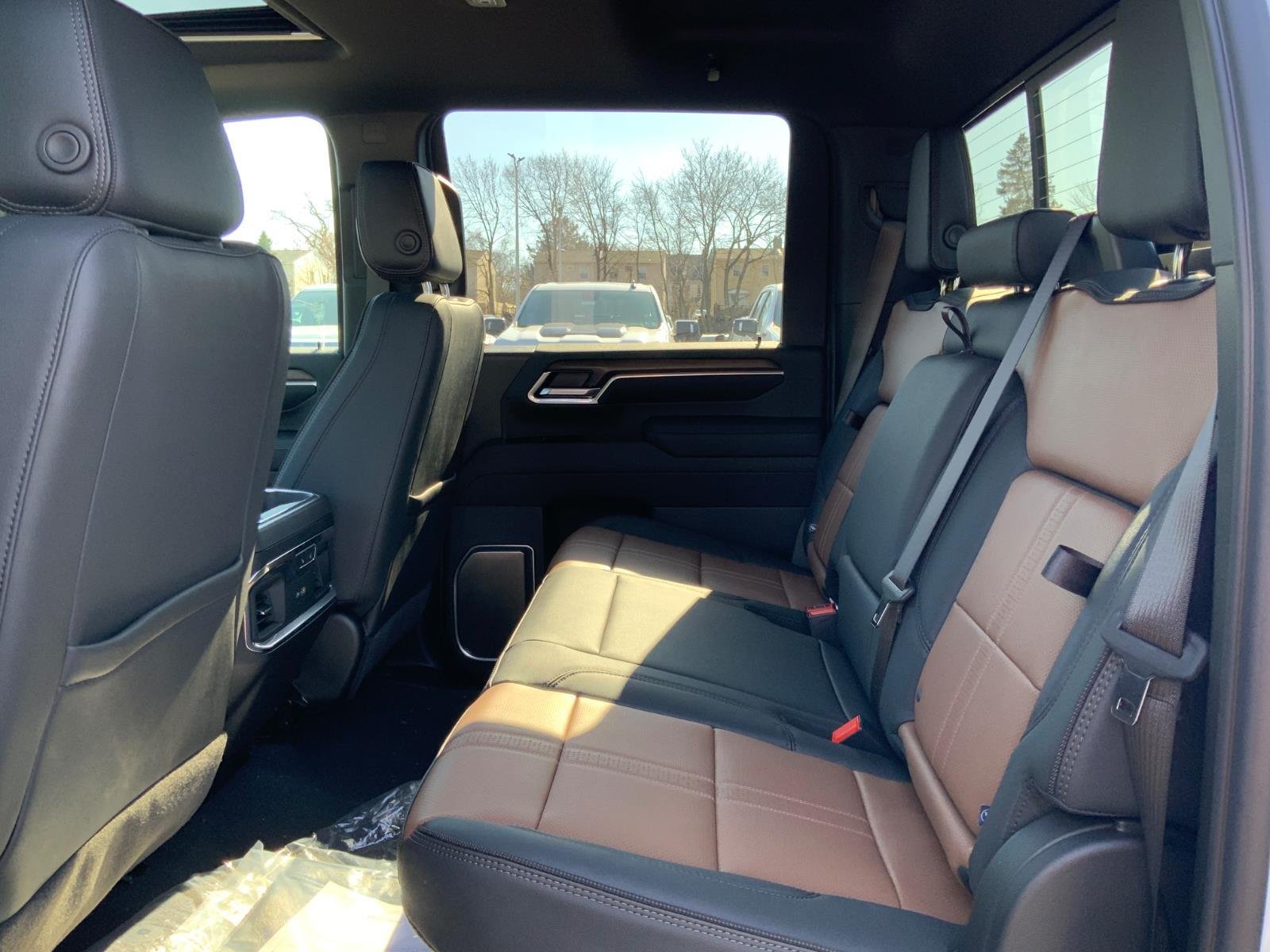 2026 Chevrolet Silverado 2500 HD High Country - Photo 12