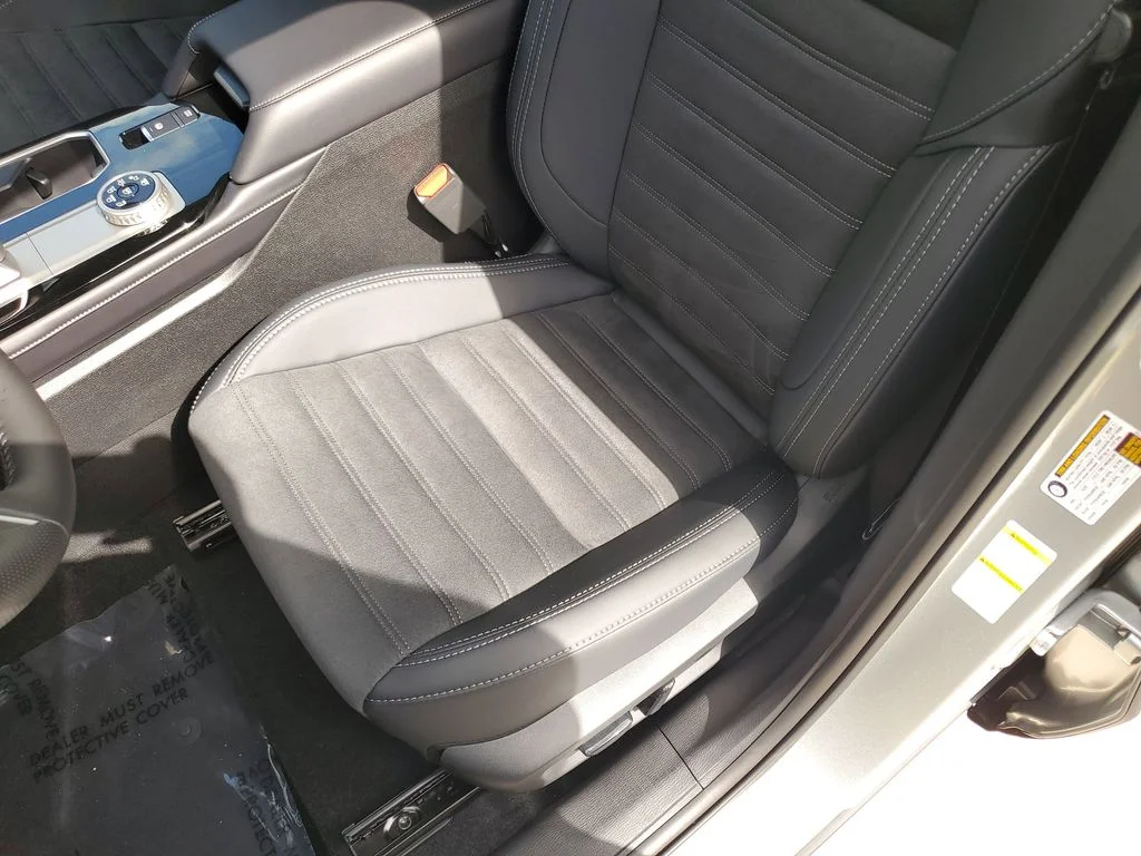 2025 Mitsubishi Outlander SE - Photo 21