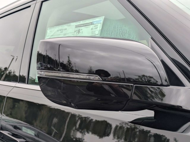 New 2026 BLACK OBSIDIAN INFINITI Luxe 2WD image 10