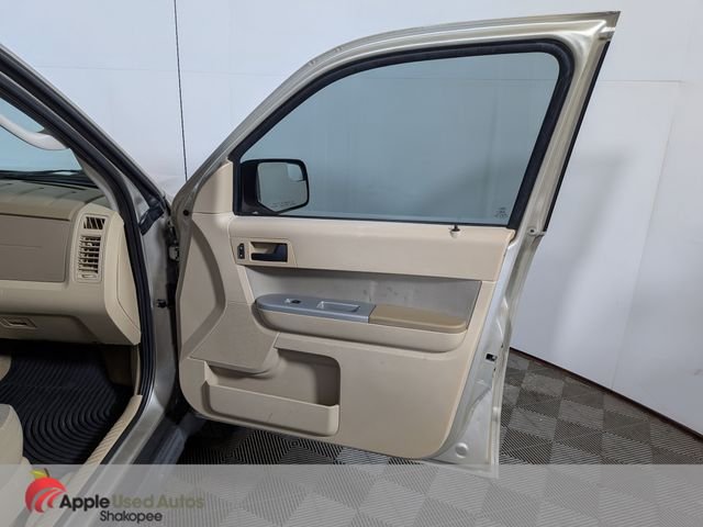 Used 2012 Gold Ford XLT image 33