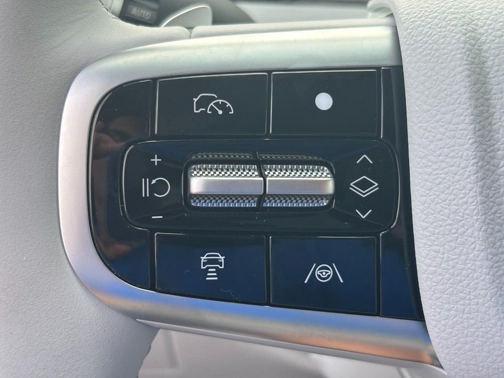 2026 GENESIS GV70 Advanced - Photo 12