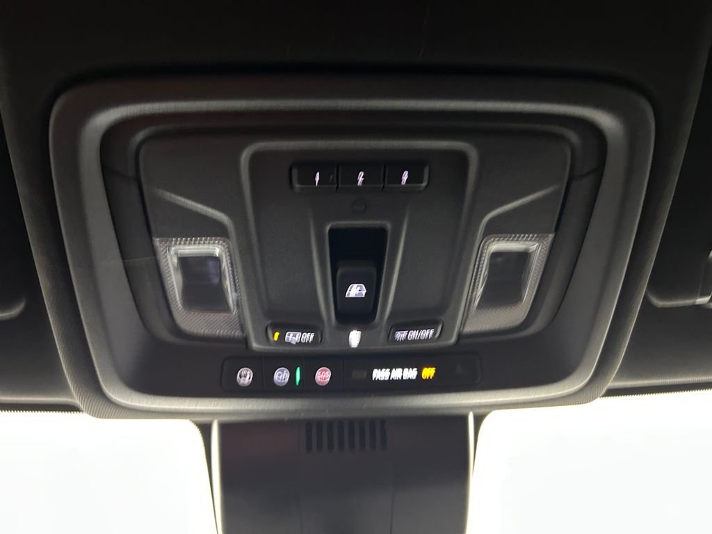 Used 2024 Gray Chevrolet ZR2 image 28