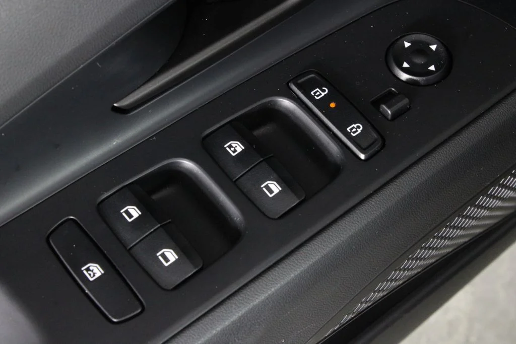 Used 2026 Black Hyundai SEL Sport image 23