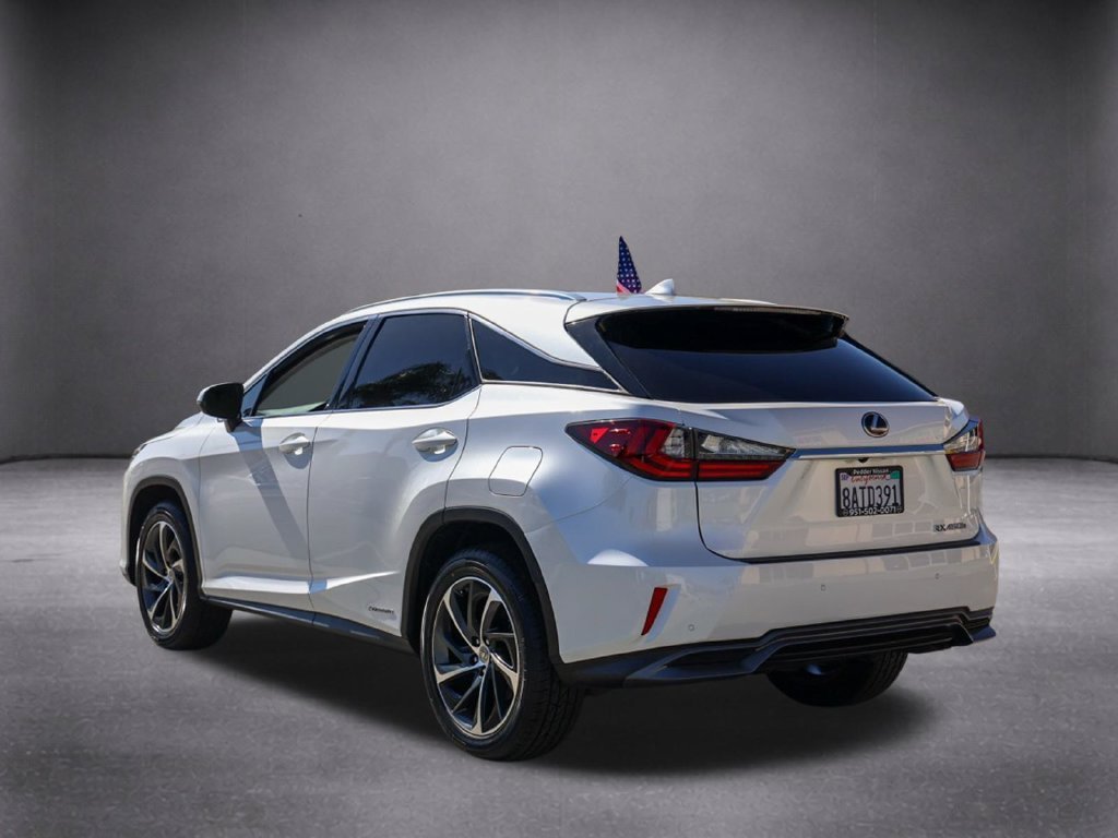 Used 2017 White Lexus 450h image 6