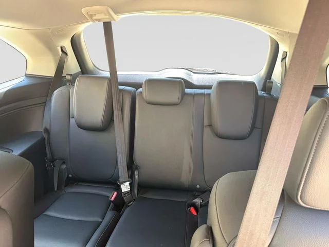 2025 Honda Odyssey EX-L - Photo 18