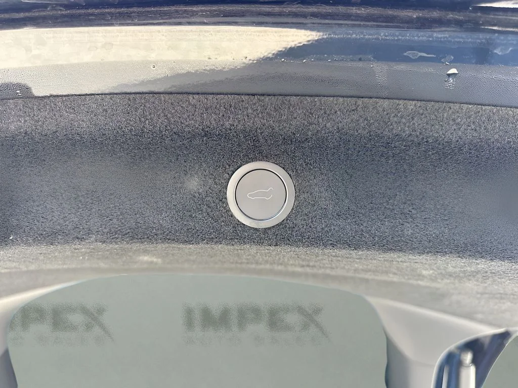 Used 2026  Tesla Long Range image 31