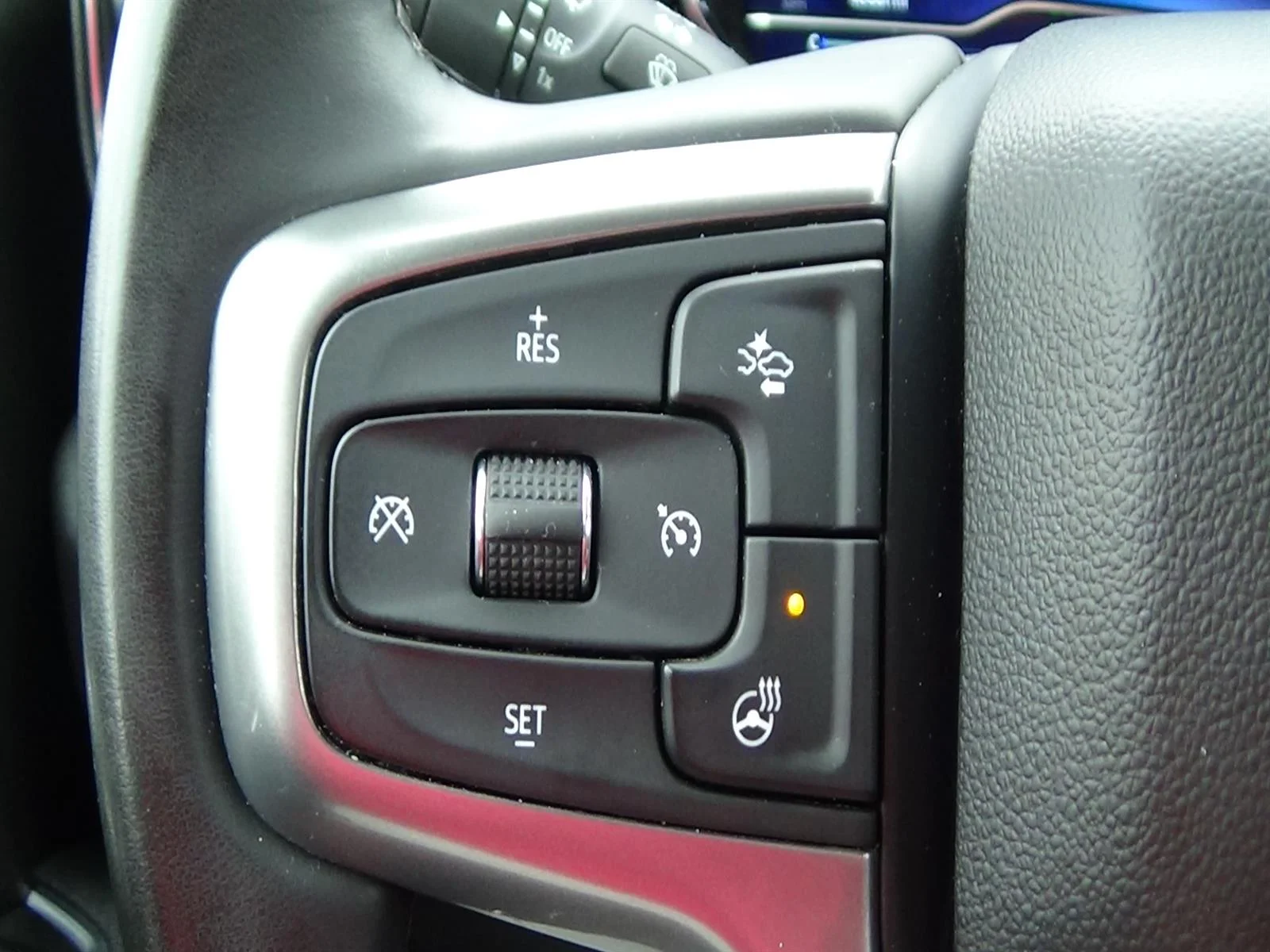 Certified Used 2025 Cypress Gray (gbd) Chevrolet LT image 20