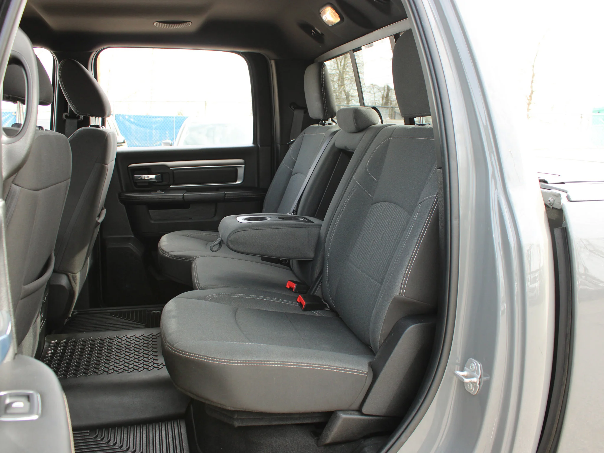 Certified Used 2022 Grey RAM Warlock * HEMI V8 | Android Auto | Bronze Wheels | Tonneau Cover | Heated Seats | Remote Start image 19