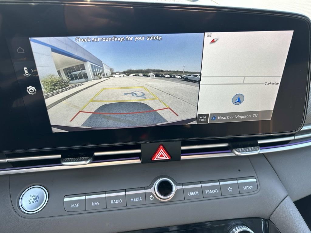 Used 2024 Ultimate Red Hyundai SEL image 29