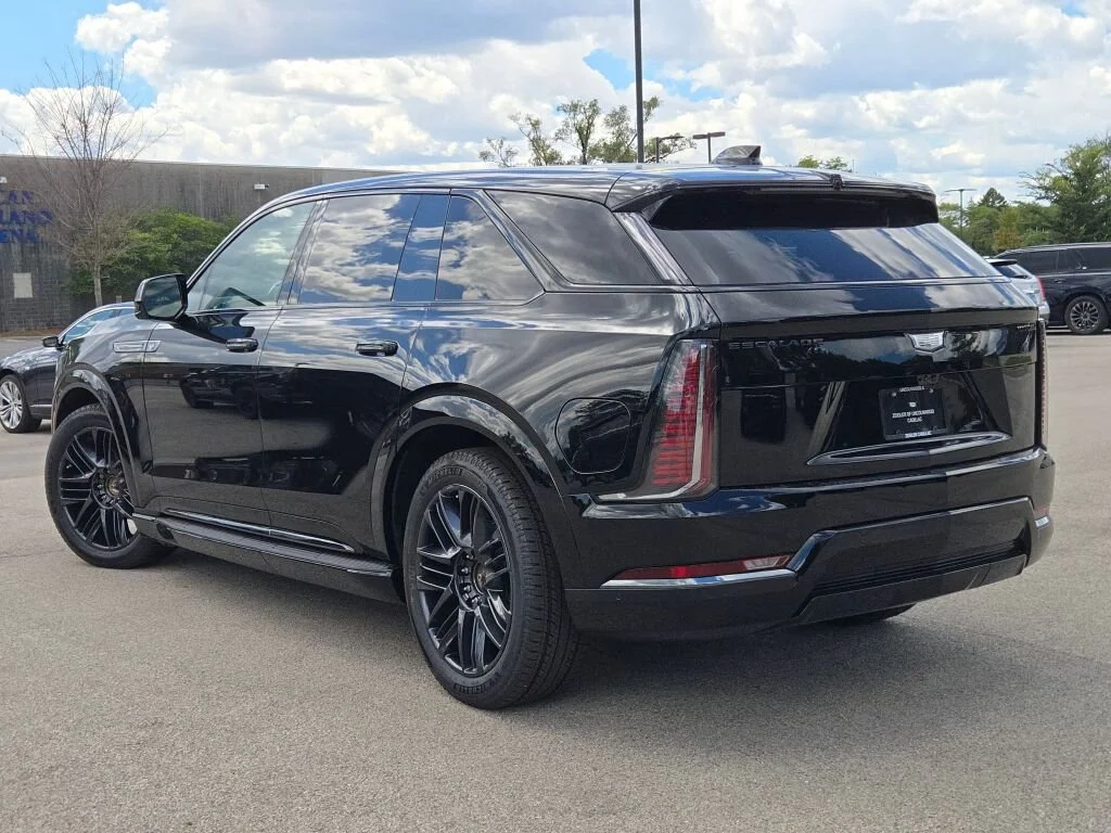 2026 Cadillac Escalade IQ Premium Sport - Photo 13
