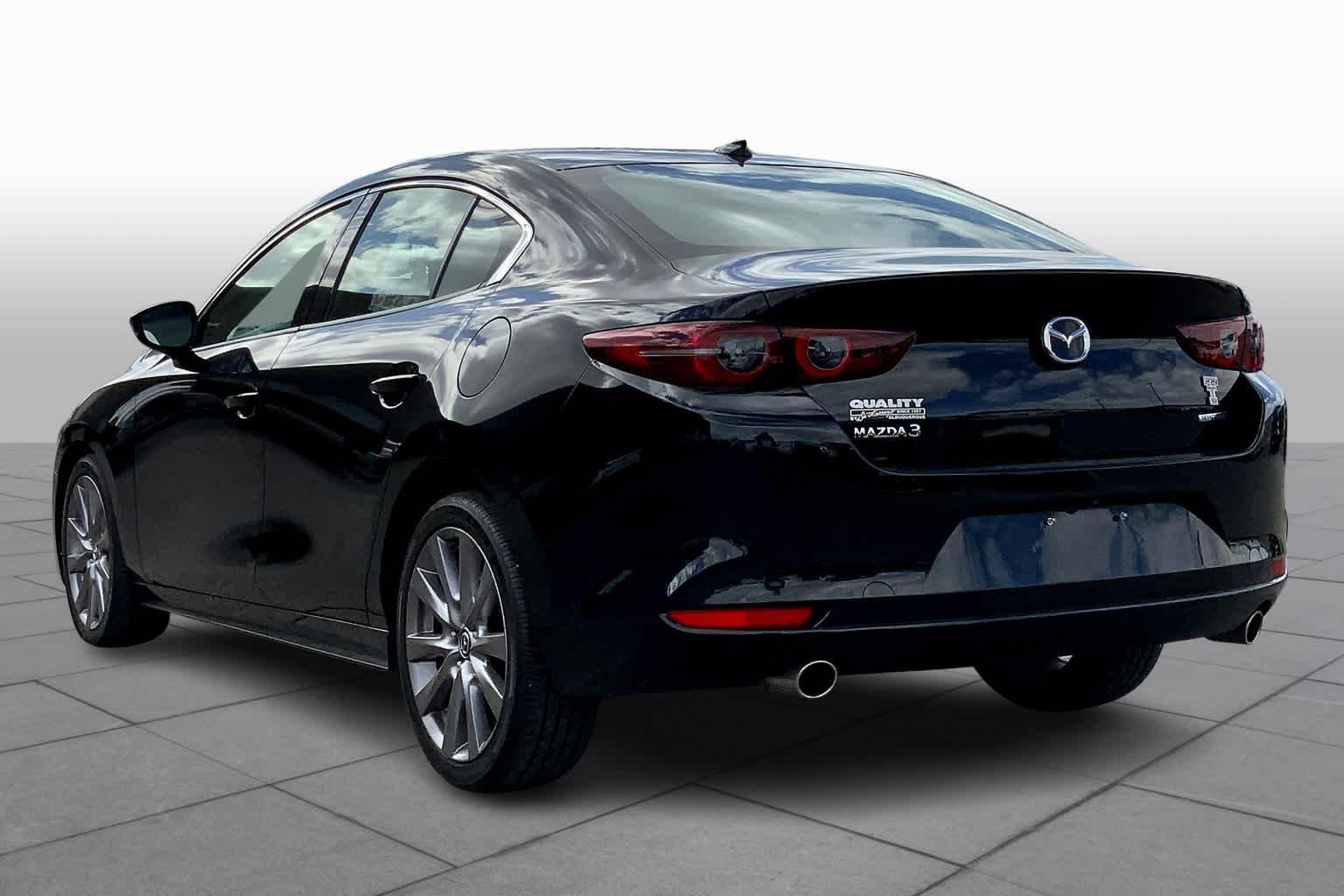 Used 2019 Jet Black Mica Mazda w/Premium Pkg image 11