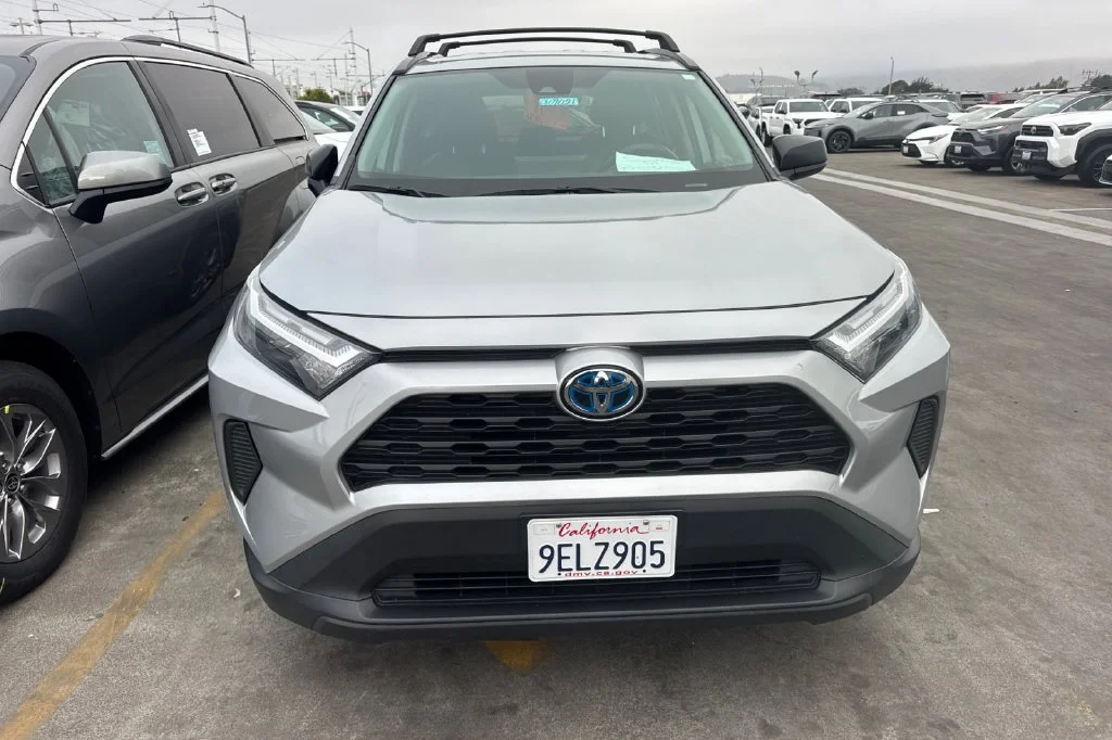 Used 2024 Silver Sky Metallic Toyota LE image 5