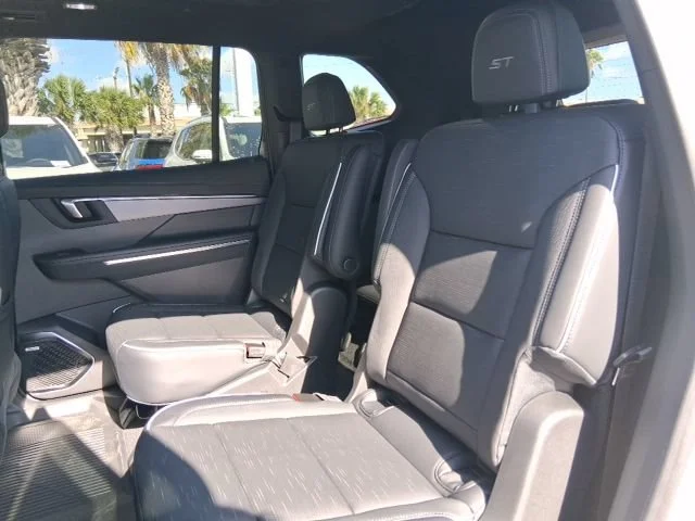 2026 Buick Enclave Sport Touring - Photo 19