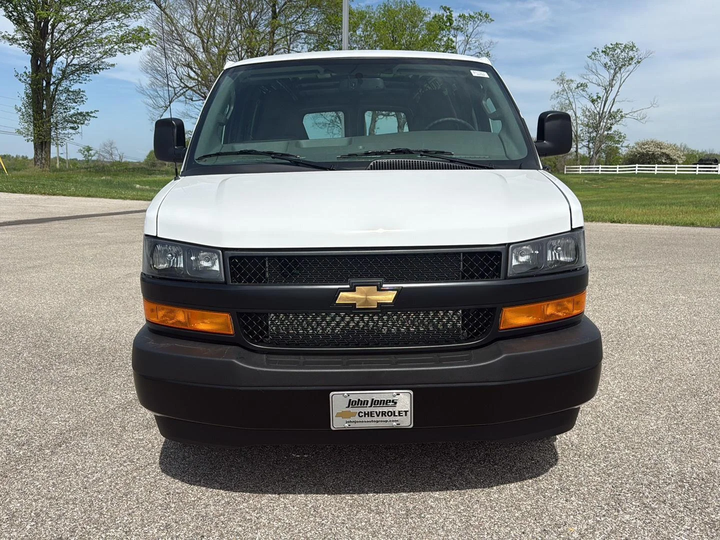 2026 Chevrolet Express Cargo Work Van - Photo 11
