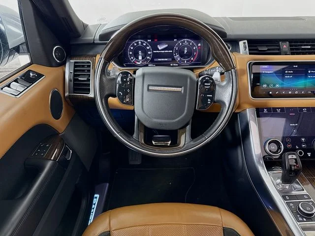 Used 2020 White Land Rover HSE Dynamic image 25