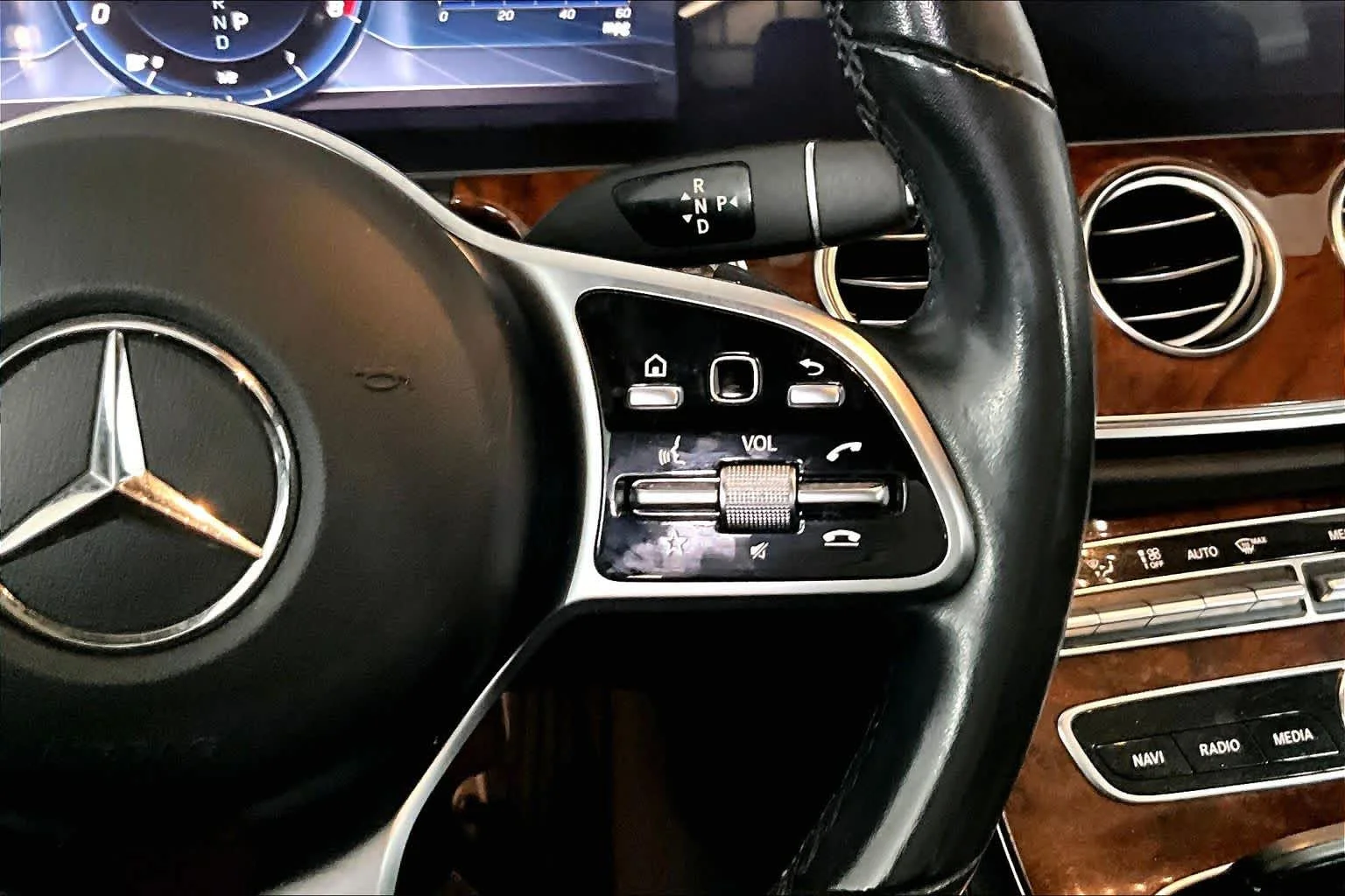 Used 2020 Black Mercedes-Benz E 350 image 25