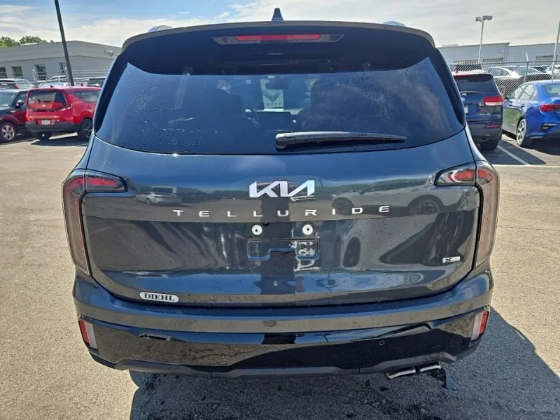 Used 2024 Gray Kia SX-Prestige X-Line image 7