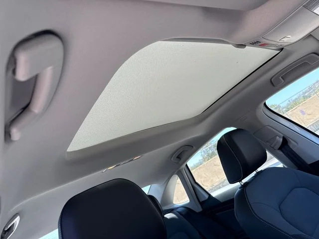 New 2026 Opal White Pearl Volkswagen 1.5T SE image 20