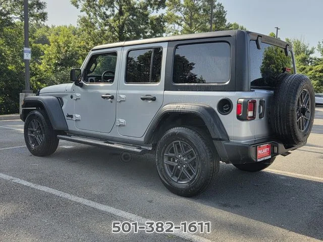 Used 2024 Silver Jeep Sport S image 3