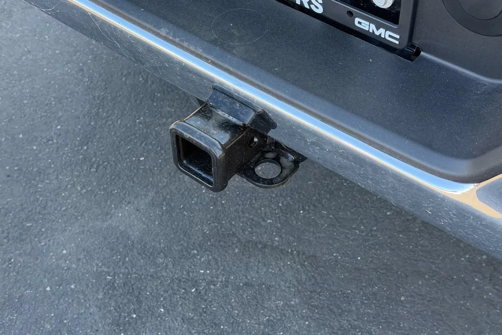 New 2026 Summit White GMC SLE image 11
