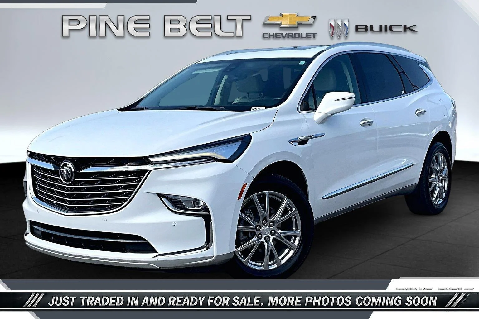 Used 2022 Summit White Buick Premium image 10