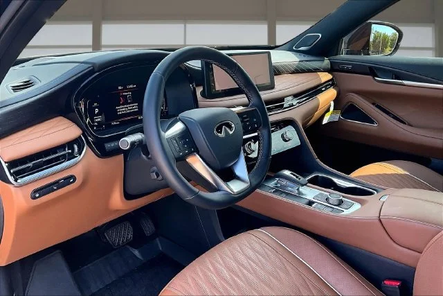 Used 2026 Black INFINITI Autograph image 12