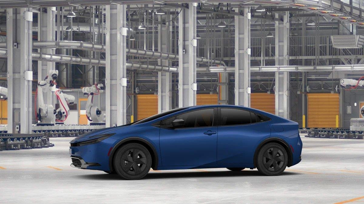 New 2027 Reservoir Blue Toyota  LE image 5
