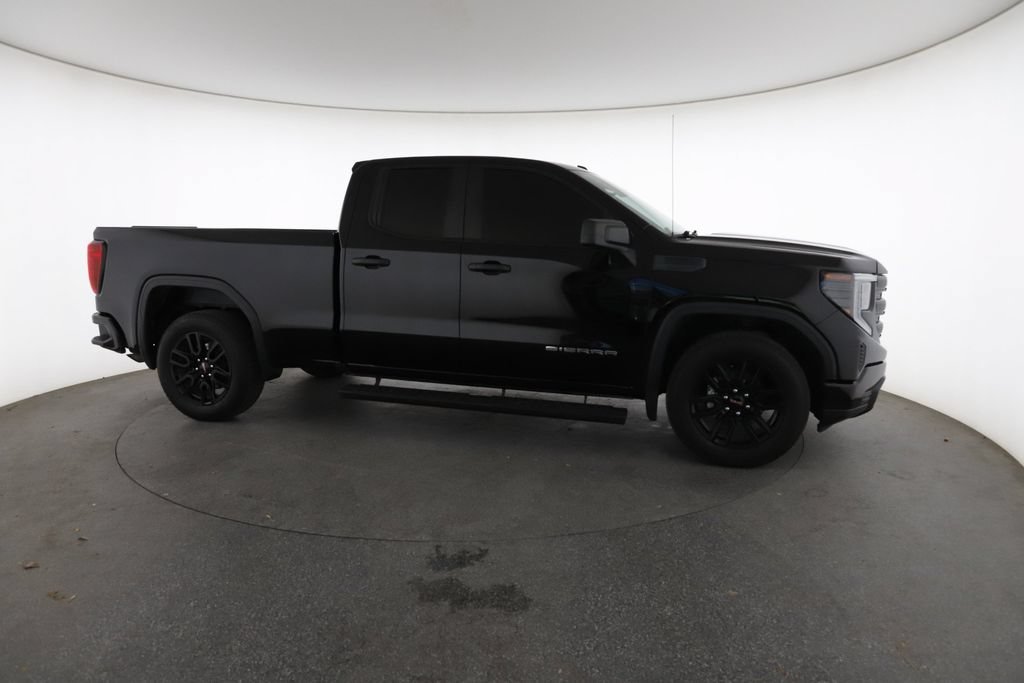 Used 2024 Onyx Black GMC Pro image 15