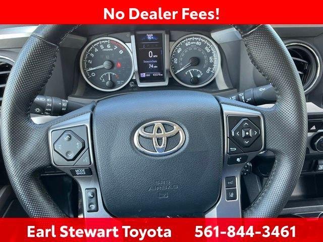 Certified Used 2023 MAGNETIC GRAY MET. Toyota  image 40