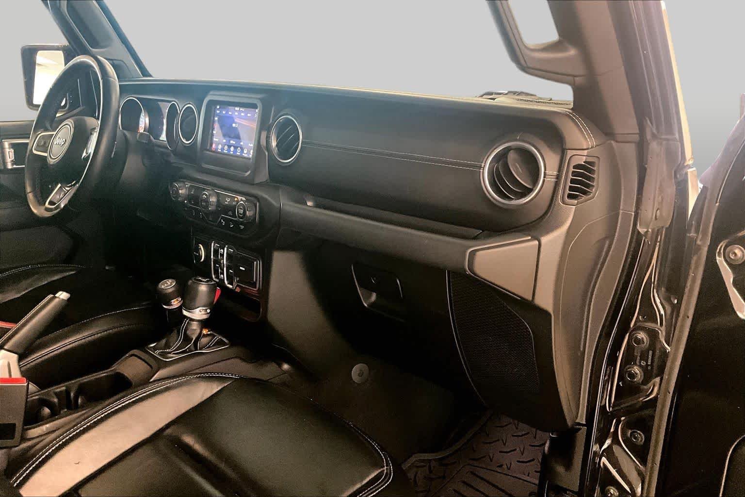 Used 2018 Black Clear Coat Jeep Sahara image 17