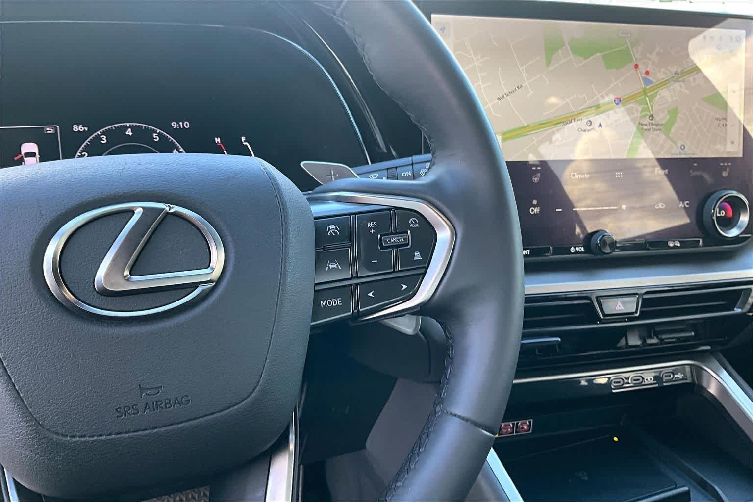 Used 2024 Wind Chill Pearl Lexus  image 22