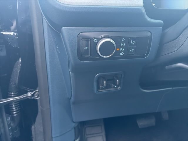 New 2026 Shadow Black Ford XLT image 48