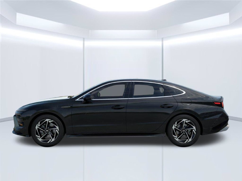 New 2026 Black Hyundai SEL Sport image 3