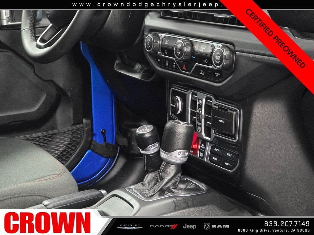Certified Used 2025 Blue Jeep Rubicon image 13