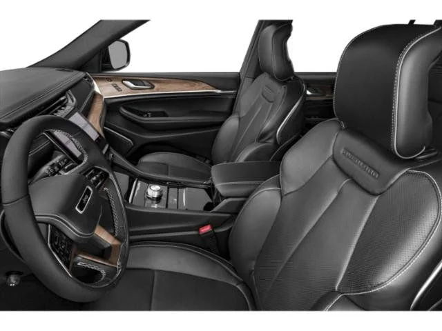 Used 2023 Black Jeep Overland image 12