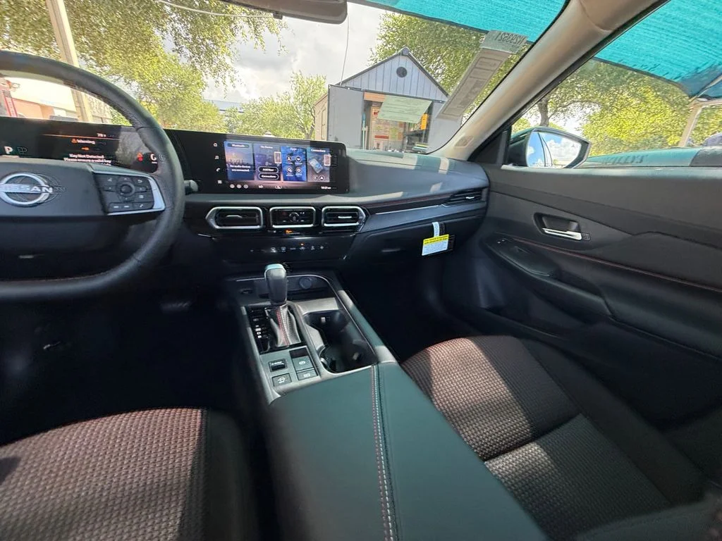 New 2026 Gray Nissan SR image 15