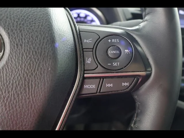 Used 2022 White Toyota XSE image 19