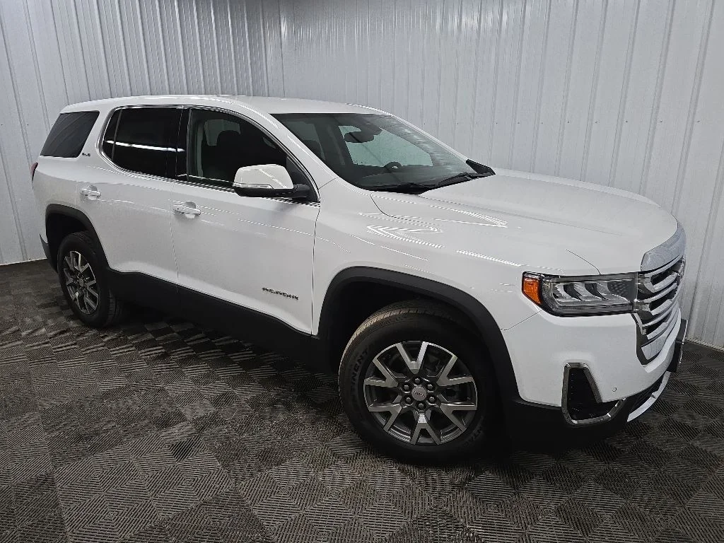 Used 2023 White GMC SLE image 7