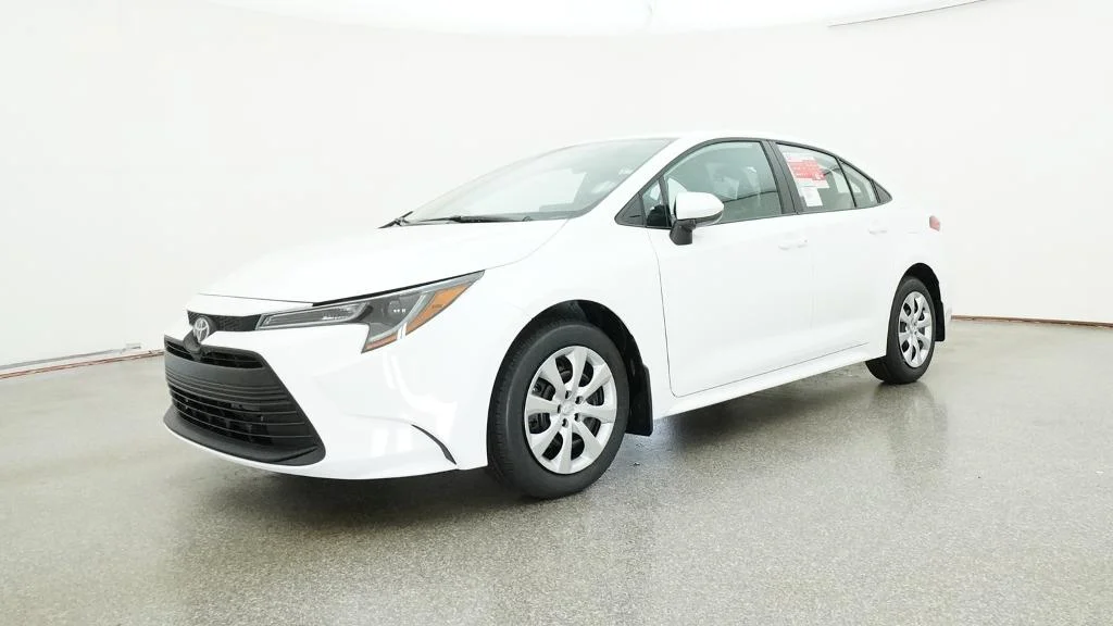 New 2026 Ice Cap Toyota LE image 6