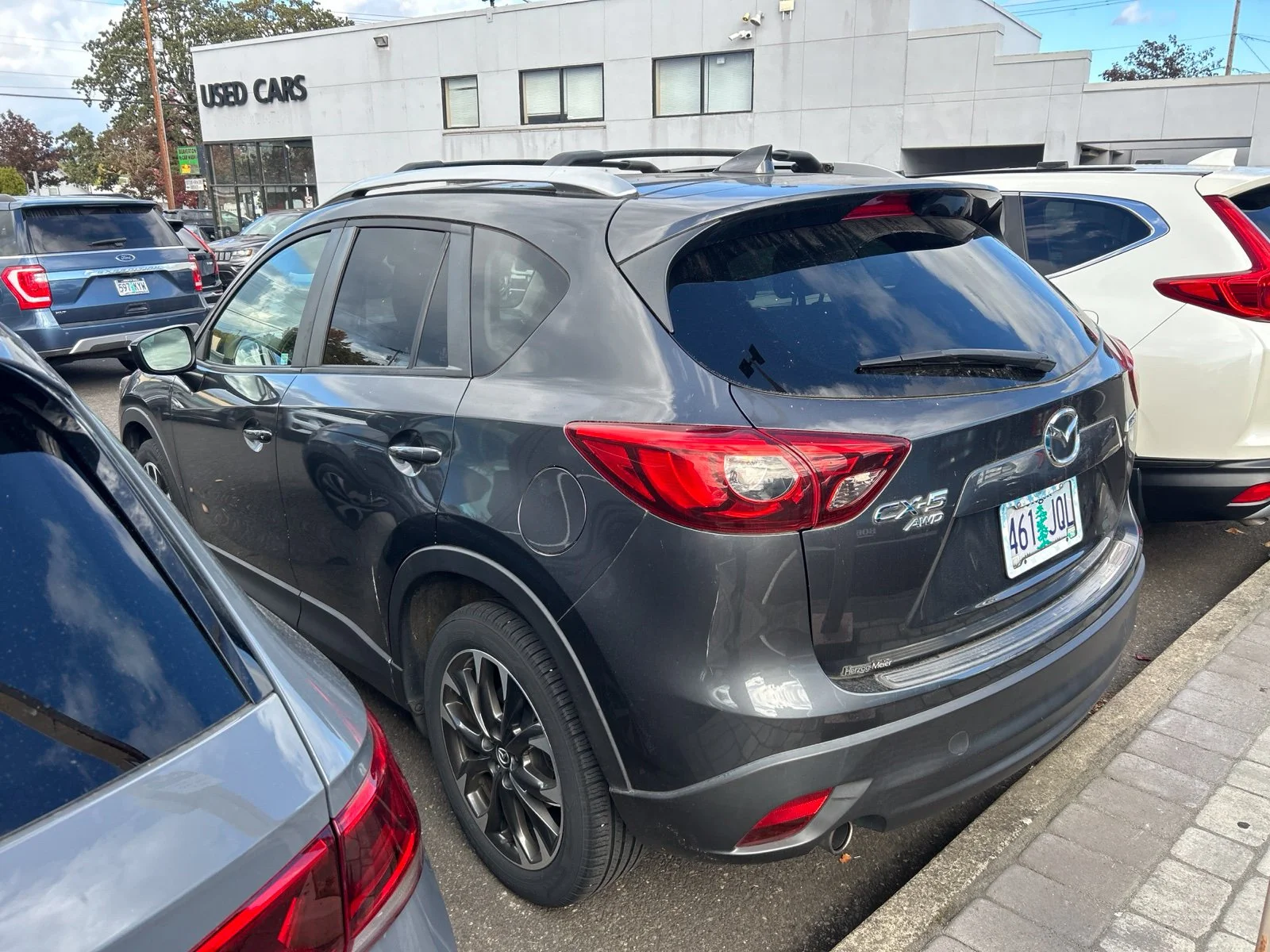 Used 2016 Meteor Gray Mica Mazda Grand Touring image 4