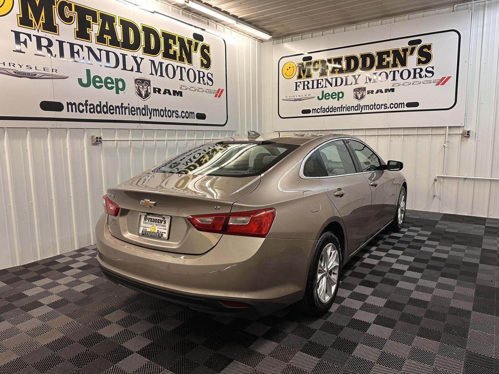 Used 2025 Mineral Gray Metallic Chevrolet LT image 4