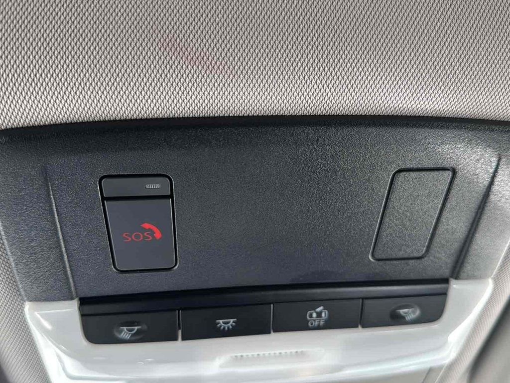 Used 2024 Gray Mitsubishi ES image 42